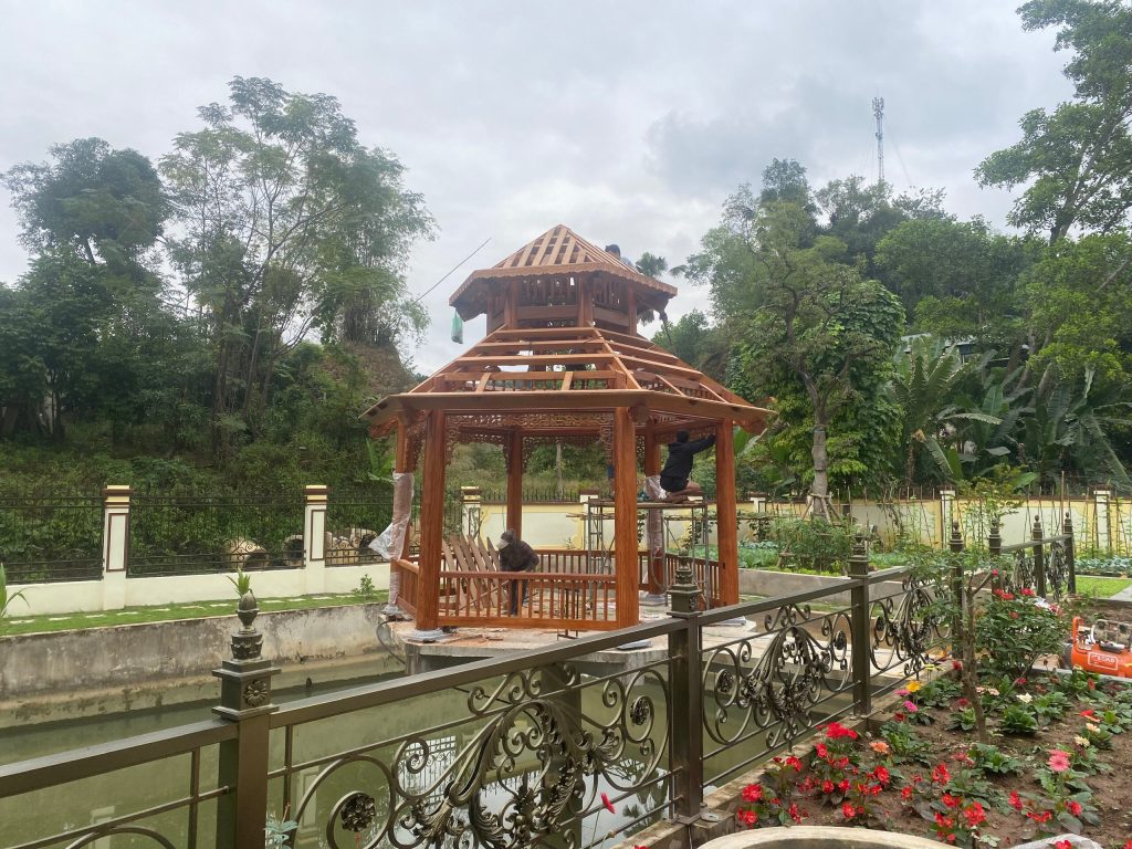 Làm nhà gỗ tại Lào Cai