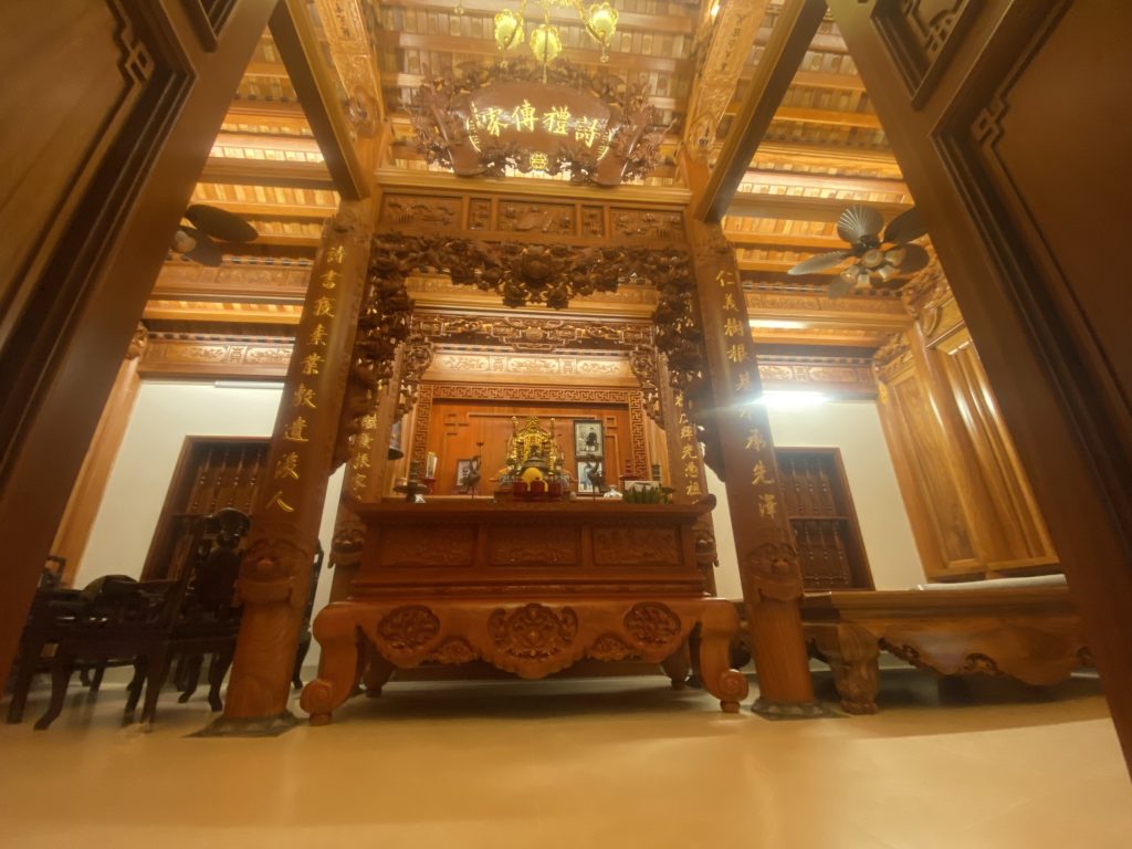 Làm nhà gỗ tại Quảng Ninh