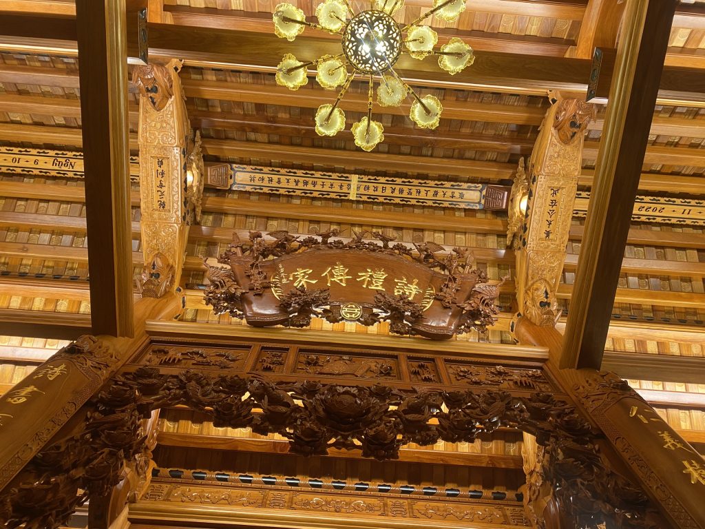 Làm nhà gỗ tại Quảng Ninh