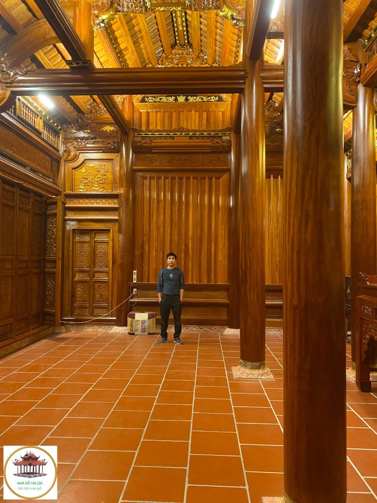 Nhà gỗ lim 5 gian